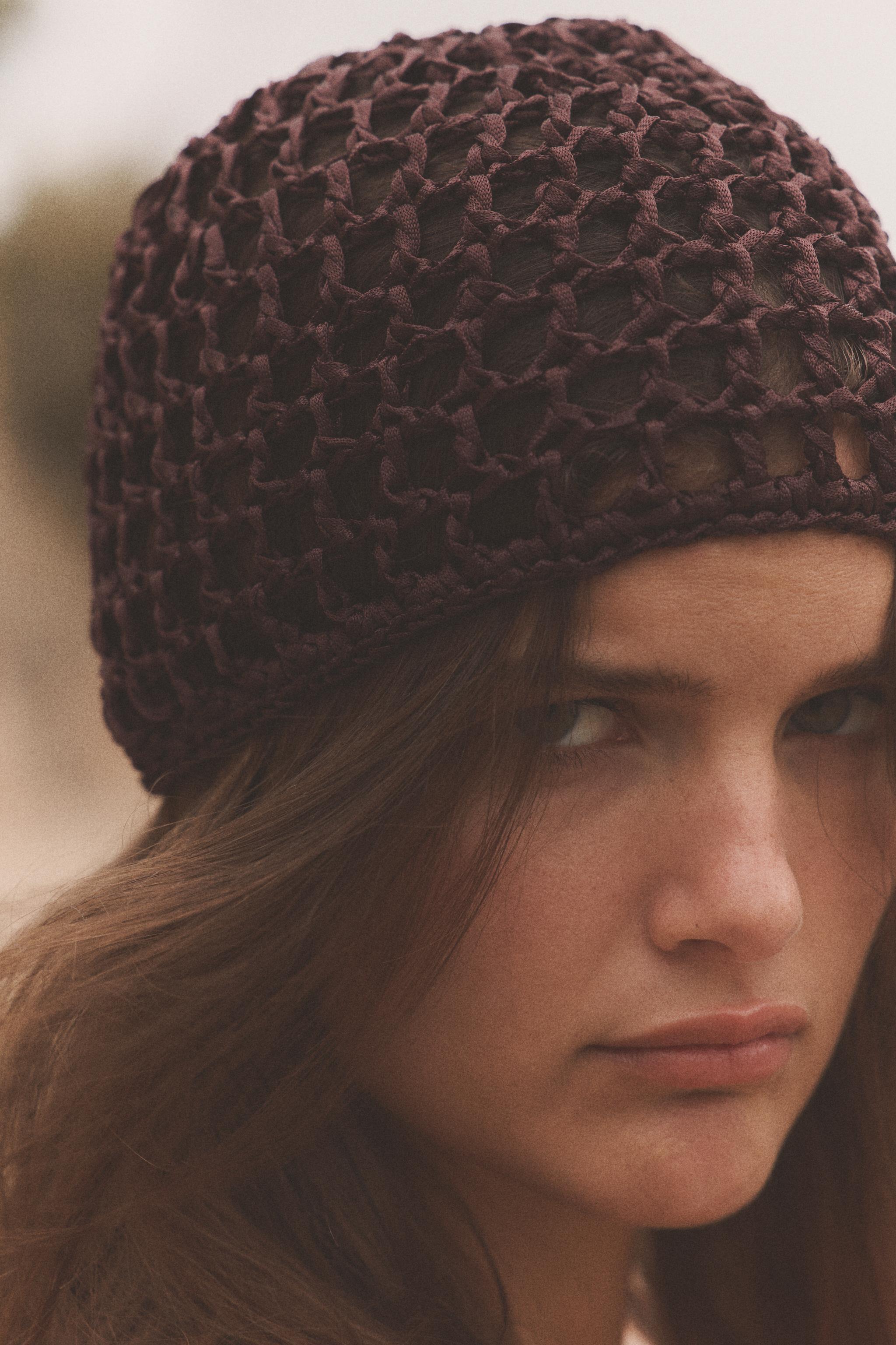 WOVEN SKULLCAP